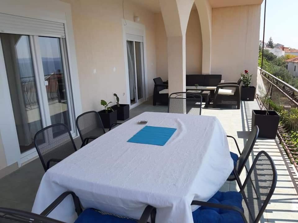 Maiden Apartments Трогир Екстериор снимка