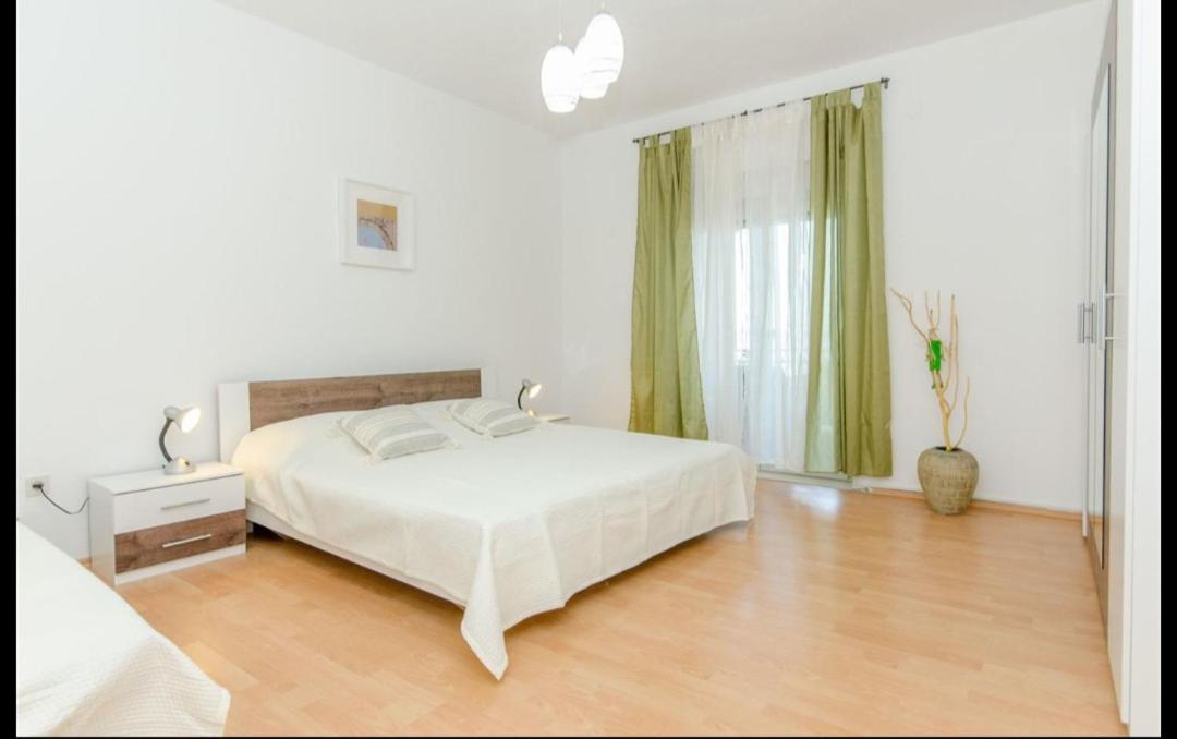 Maiden Apartments Трогир Екстериор снимка